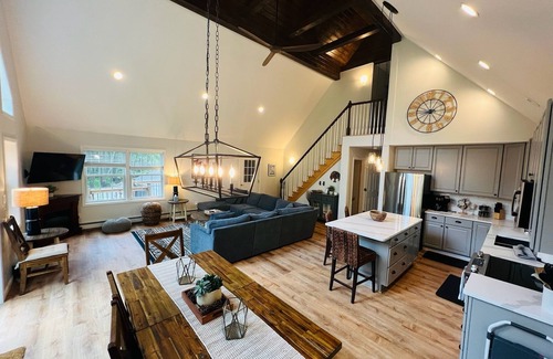 East Haven  Rutland County Chalet De Ski | New Construction Ski Chalet in Killington, VT