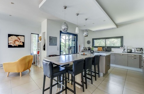 Lespinasse Villa | LOCATION SEPT 2022 => JUIN 2023 Villa contemporaine vue sur lac privé Blagnac