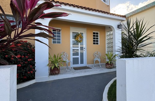 Fajardo Appartement | New Cozy 1-bedroom apartment in peaceful Fajardo with WiFi, AC, private entrance