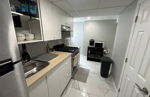 Piscataway Appartement | New Cozy 2-bedroom basement apartment with WiFi, AC in welcoming Piscataway