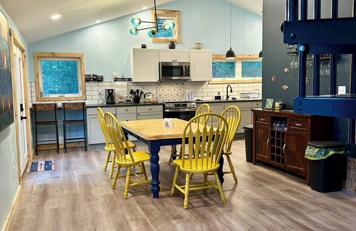 West Buxton Maison | Brand New Cozy 2-Bedroom House on Tranquil Bonney Eagle Pond w/ Great Amenities