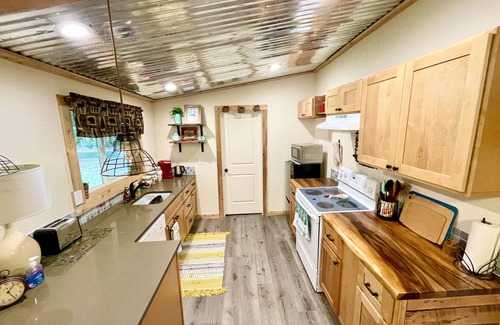 Paradise Estates Cabine | New cozy 2Br/2Bath cabin near Mount Rainier!!!!