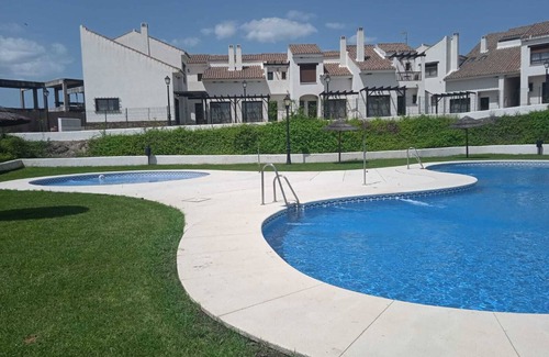 El Ronquillo Maison | New, cozy country house with fireplace in El Ronquillo