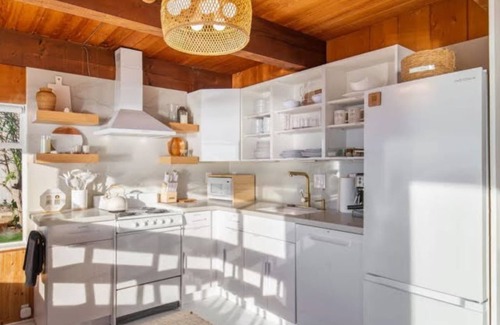 Des Moines Maison | New! Des Moines Diamond Luxe Beachfront Getaway