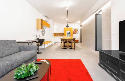 Vitosha District Copropriété | Dedicated Parking with EV Charger - High End Amenities - Private Yard - Dedicated Work Desk