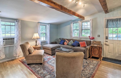 Rockport Maison | NEW! Dreamy Rockport Getaway < Half Mi to Coast!