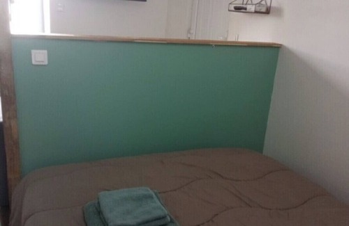 Salles-en-Toulon Appartement | New Dublin-themed studio, 30 minutes from Poitiers and the Le Vigeant racetrack!
