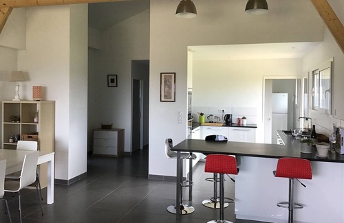 Lunan Maison | Nouveau : Maison écologique dominant la Vallée de Figeac