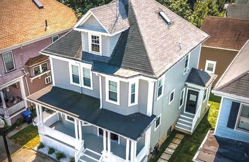 New Bedford Maison | New England Holiday Getaway