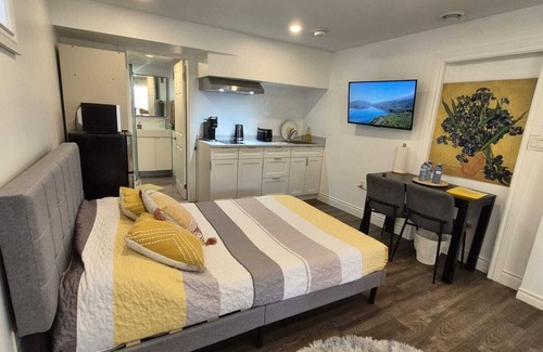 Guelph Appartement | New, Entire Studio Apartment
