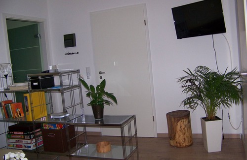 Wolzig Appartement | Appartement neuf équipé, à proximité Wolziger Voir, beaucoup de forêt, à quelques minutes b. Berlin,