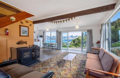 Akaroa Maison | New Farm - Akaroa Holiday Home