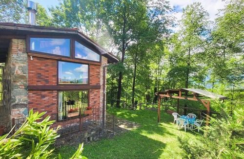 Pieve Fosciana Villa | NOUVEAU ! Ferme et grange avec piscine privée, vue , 8 personnes, WIFI.