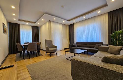 Lara Appartement | New Flat with Big Living Spaces 2-5 Near By Lara Beach