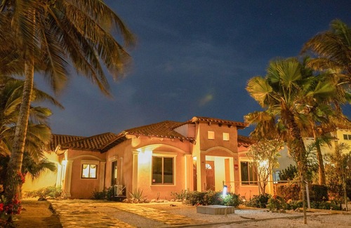 Opal Maison | New for Rent Ocean View w/ Pool - 4 Min Walk to Ritz Carlton & Marriott Beaches