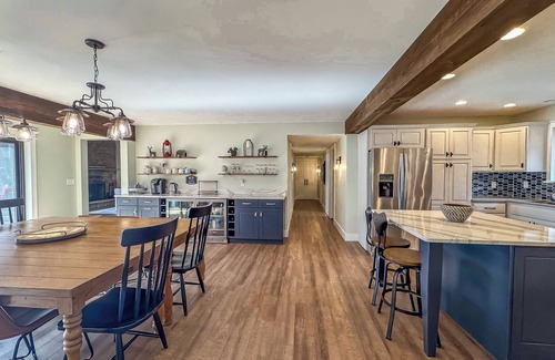 Paradise Point Maison | New: Great Cove for Kayaking and SUPs (provided at the house!)