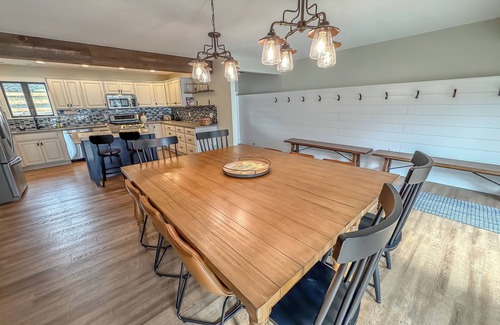 Paradise Point Maison | New: Great Cove for Kayaking and SUPs (provided at the house!)