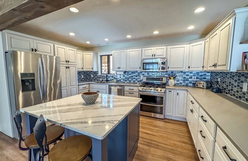 Paradise Point Maison | New: Great Cove for Kayaking and SUPs (provided at the house!)