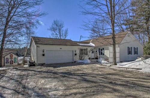 Barnstead Maison | New Hampshire Home with Private Beach, Dock and Rafts!