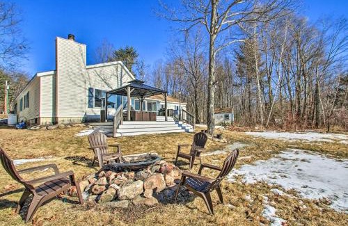 Barnstead Maison | New Hampshire Home with Private Beach, Dock and Rafts!