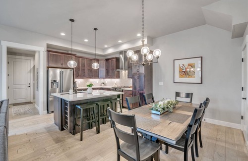 Loveland Maison | New, High-end Townhouse w/ Garage. Quick walk to TPC Colorado Golf Course