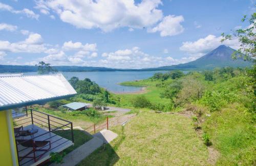 El Fosforo Maison | New, Hilltop Bungalow 1 W- Spectacular Volcano View