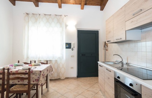 Bastia Umbra Copropriété | New Holiday House in Bastia Umbra with independent apartments and parking space