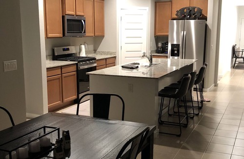 San Tan Valley Maison | New home. Everything you need to make your AZ stay awesome.