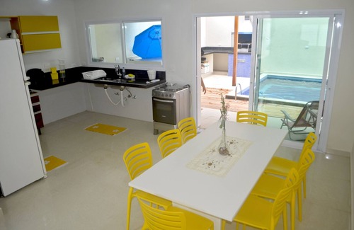 Juquehy Maison | Nouvelle maison, à 250 mètres de la plage, votre meilleure option pour la saison!