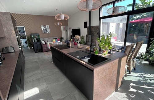Le Tour-du-Parc Maison | Maison neuve, Jacuzzi, Terrasse, Proximité Plages et Commerces