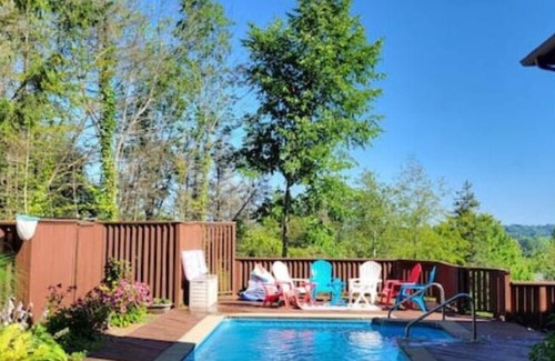 Manlius Maison | New! HT Pool Long Range Views Sleeps12 Location 99