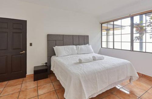 Antiguo Cuscatlan Maison | New in the heart of the city 5 min to US Embassy