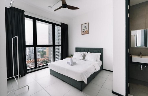 George Town Appartement | NEW Infinity Pool 3 Bedrooms 2 Carparks
