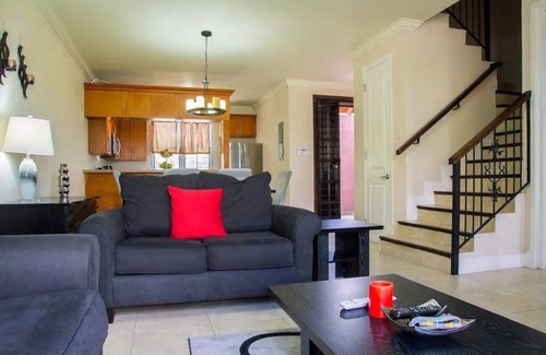 New Kingston Appartement | New Kingston Guest Apt at Sonoma Estate