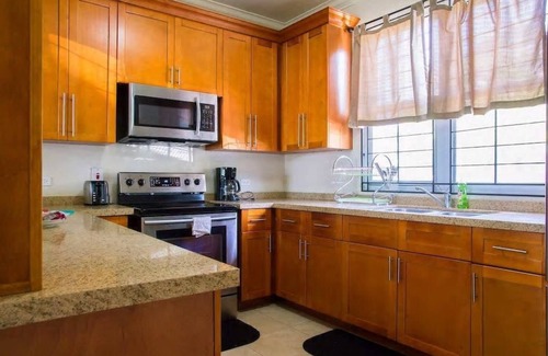 New Kingston Appartement | New Kingston Guest Apt at Sonoma Estate