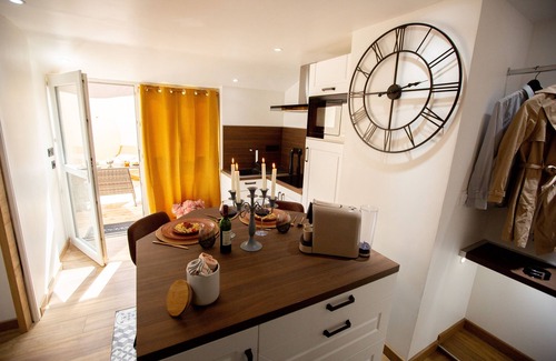 Tourlaville Appartement | ★ Nouveauté ★ L'instant Passion ★ Love room ★ Balnéo
