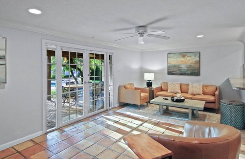 Lake Ida Shores Maison | *New* Lake Ida Oasis | Hot Tub & Tiki Bar