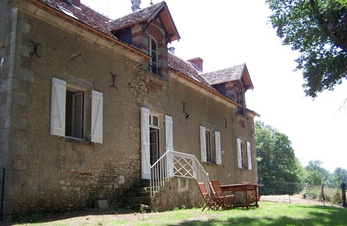 Arthon Maison | NOUVEAU- Grand gîte calme et indépendant, plein sud, jardin clos