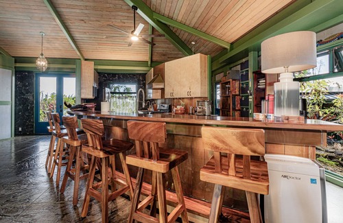 Hilo Maison | NEW! Lava Rock Retreat - Impeccable Comfort in Hilo!