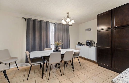 North San Antonio - SAT Maison | New Listing! Castle Hills Gem - Sleeps-14 - Game Room - Hot Tub - Best Location!