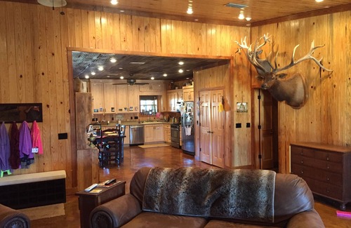 Sturgis Maison | Nouvelle inscription - Week-ends de jeu disponibles - 14 personnes et plus