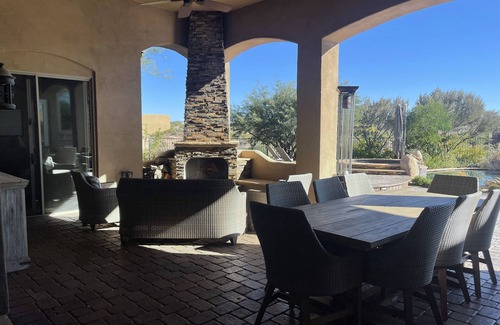 Mirabel Village Maison | NEW LISTING! Luxury Oasis: Spacious Getaway by RedAwning