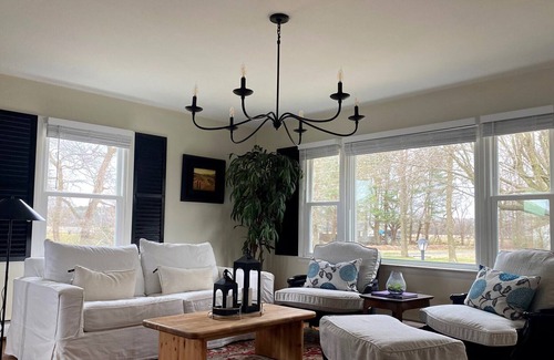 Allen Autre | NEW LISTING🌾NEWLY RENOVATED MODERN & COZY FARMHOUSE