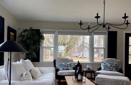 Allen Autre | NEW LISTING🌾NEWLY RENOVATED MODERN & COZY FARMHOUSE