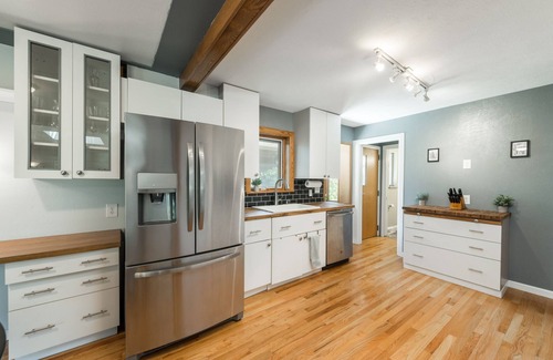 Alta Vista Area Maison | New Listing! Olde Town Arvada home with easy access to Red Rocks and Denver