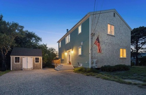 Campground Landing Cottage | New Listing!! Panoramic Bay Views!