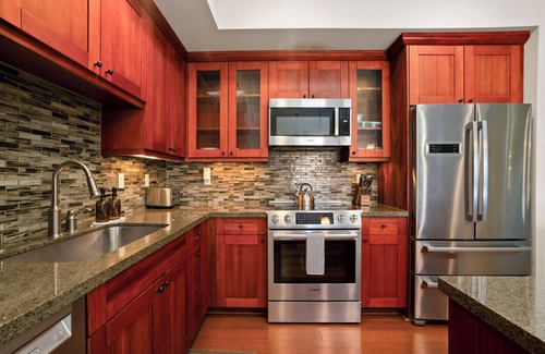 Poipu Copropriété | New listing! Poipu 3br Retreat with Pool and Gym