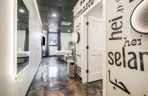 North Oakland Appartement | New Loft 5 min to PPG or Convention center Sleeps 4
