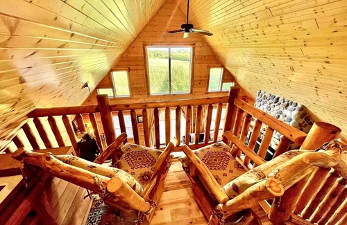 Baraboo Cabine | 🏞New Log Cabin*Perfect Location by Devil's Lake*Close to Dells*Ski*Fireplace*🏕