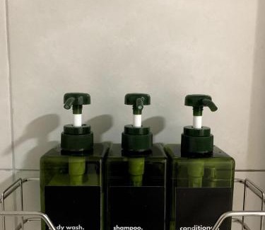 Legazpi Village Appartement | New & lovely 1 BR Makati condo